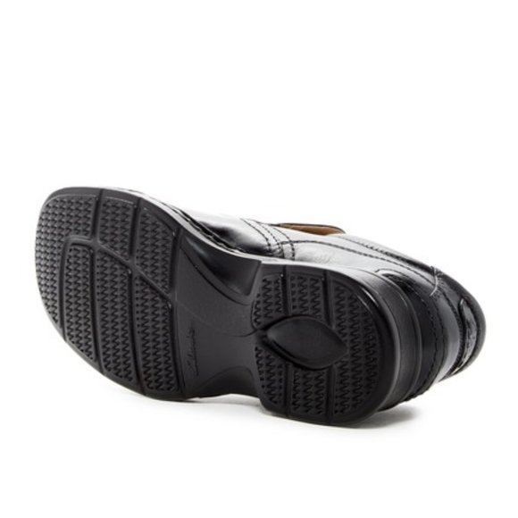 NIB  Clarks Men\'s Escalade Slip-On Loafer main image 5